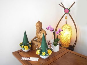Supagun_Coburger_2018_06_14 Buddastatue auf Tresen